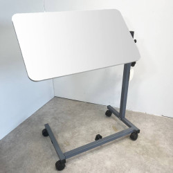 Table de lit et de fauteuil avec piétement en U - Securimed - Produit reconditionné par Recycl'Aides 34