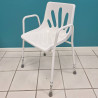 Chaise de douche englobante - IDENTITES - Produit de seconde main reconditionné et garantie par Recycl'Aides 34