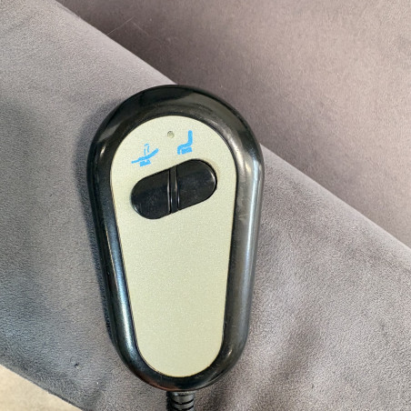 Fauteuil releveur électrique mono-moteur - Produit reconditionné chez Recycl'Aides 34