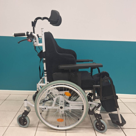Fauteuil roulant confort Weely Original RUPIANI - Produit reconditionné par Recycl'Aides 34
