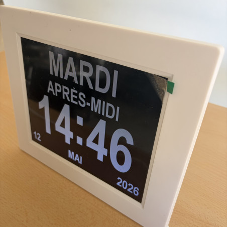 Horloge numérique avec date, jour et heure - Produit reconditionné par Recycl'Aides 34